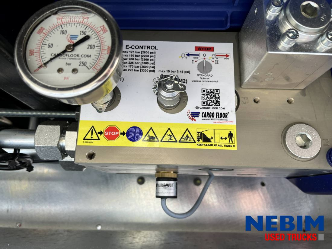 Semirimorchio piano mobile Kraker CF-Z 200ZL - 92m3 - NEW - 10mm - Schmutz plane - L ift: foto 8 Semirimorchio piano mobile Kraker CF-Z 200ZL - 92m3 - NEW - 10mm - Schmutz plane - L ift: foto 8