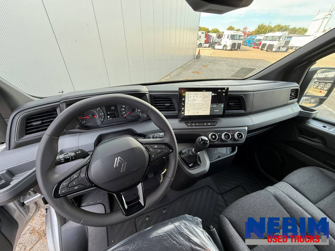 Renault Master L2H2 150HP. 4 Units Available - Furgone chiuso: foto 3 Renault Master L2H2 150HP. 4 Units Available - Furgone chiuso: foto 3