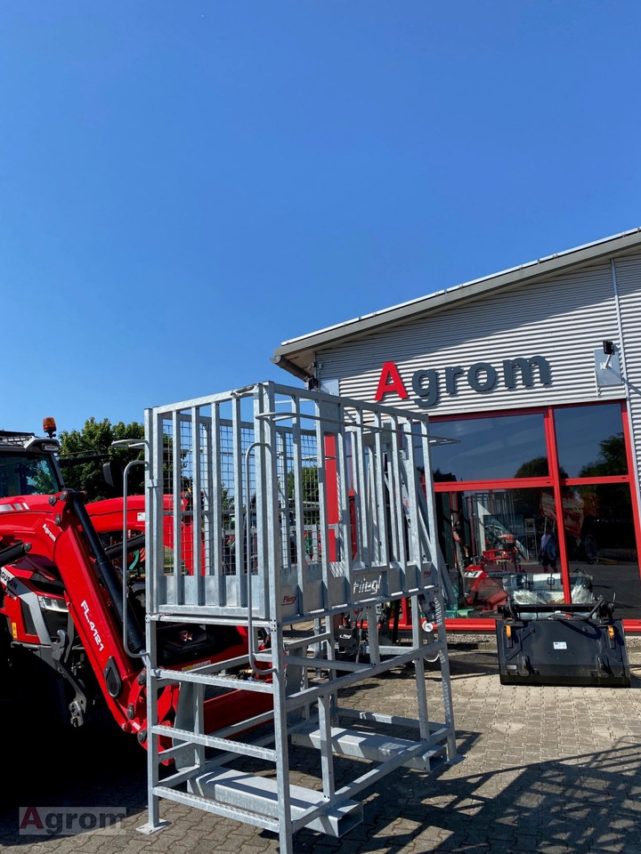 Fliegl Arbeitsbühne - Attrezzatura: foto 1 Fliegl Arbeitsbühne - Attrezzatura: foto 1