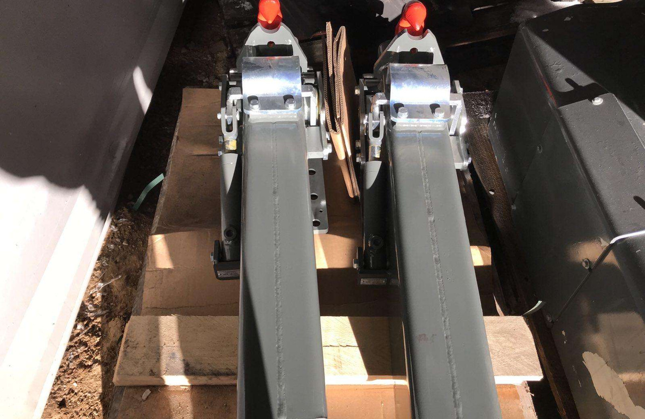 Merlo Merlo - Cofano per Macchina agricola: foto 3 Merlo Merlo - Cofano per Macchina agricola: foto 3