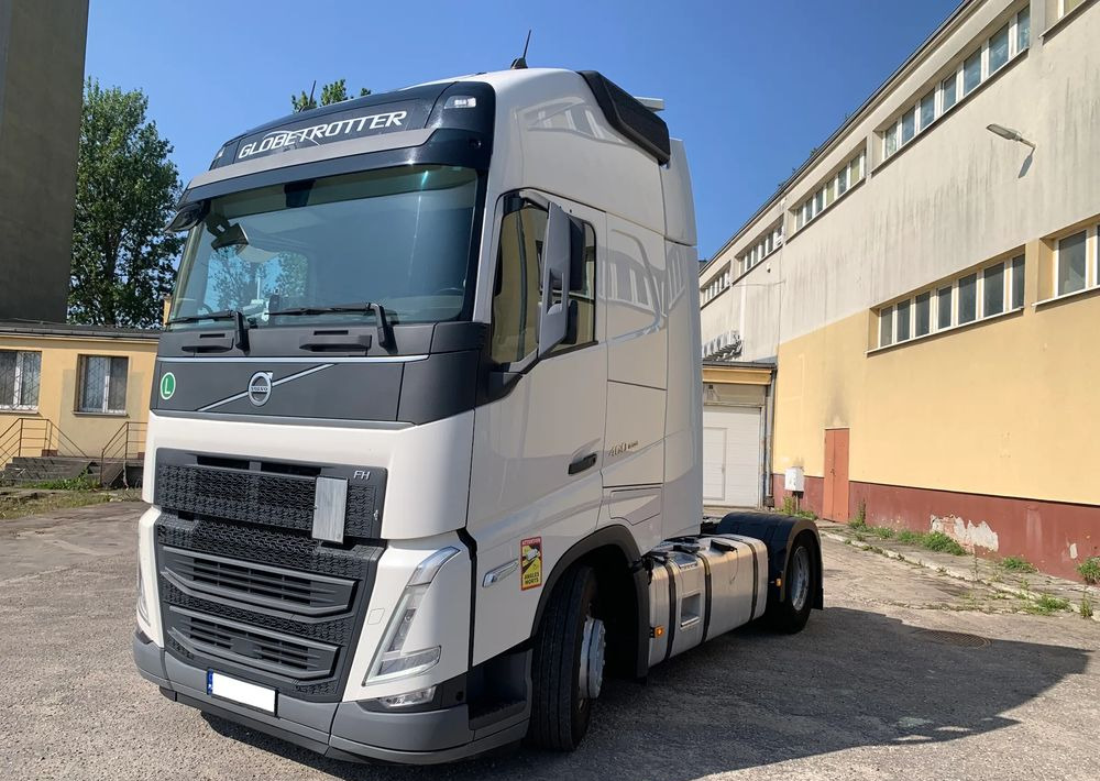 Volvo - Trattore stradale: foto 1 Volvo - Trattore stradale: foto 1