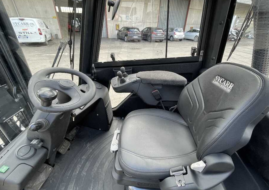 Linde H 35 D - Carrello elevatore diesel: foto 4 Linde H 35 D - Carrello elevatore diesel: foto 4
