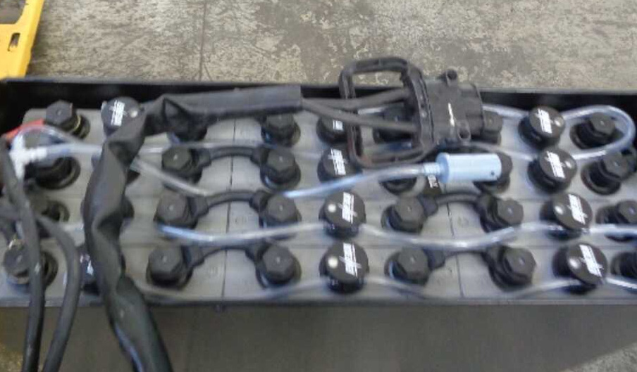 OM TL 18 AC (BATTERIA 2019) - Transpallet: foto 3 OM TL 18 AC (BATTERIA 2019) - Transpallet: foto 3