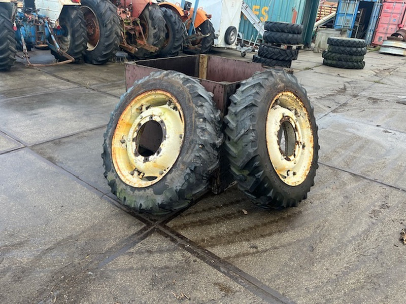 Firestone 11.2 R28 - Cerchione: foto 4 Firestone 11.2 R28 - Cerchione: foto 4