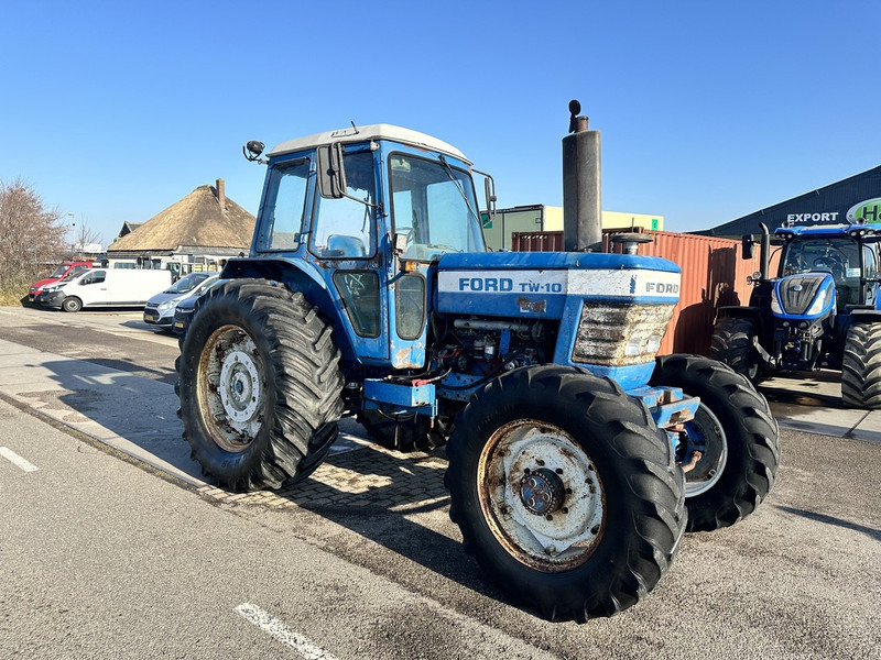 Ford TW-10 - Trattore: foto 3 Ford TW-10 - Trattore: foto 3
