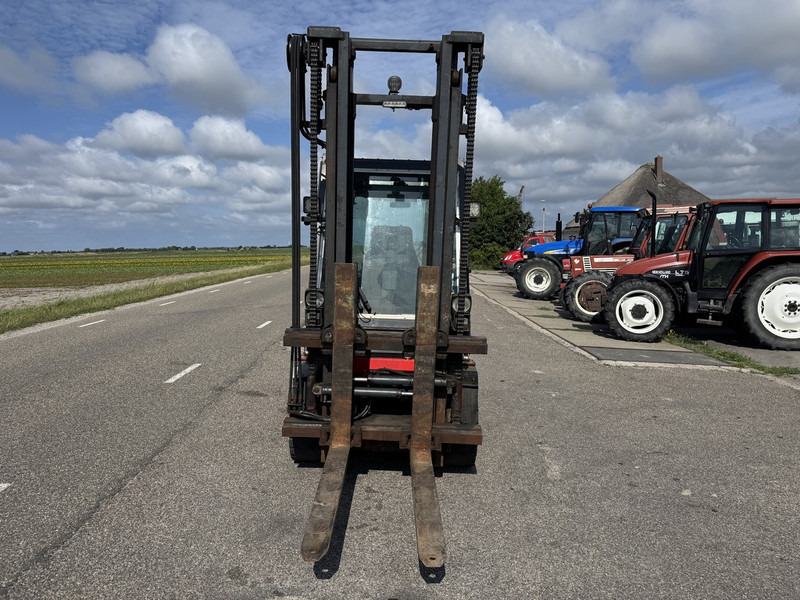 Heden 8440 DG - Carrello elevatore diesel: foto 2 Heden 8440 DG - Carrello elevatore diesel: foto 2