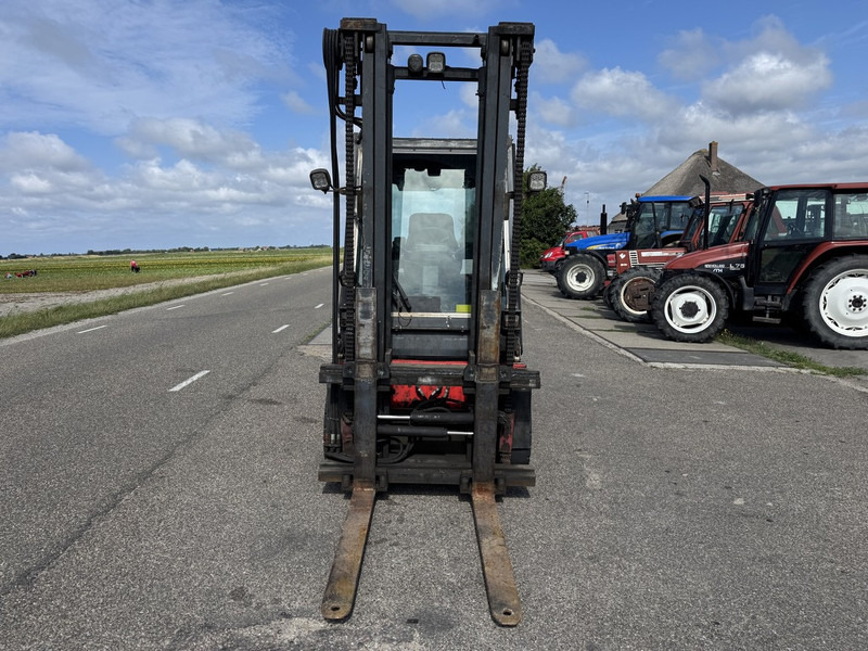 Heden 8440 DG - Carrello elevatore diesel: foto 2 Heden 8440 DG - Carrello elevatore diesel: foto 2