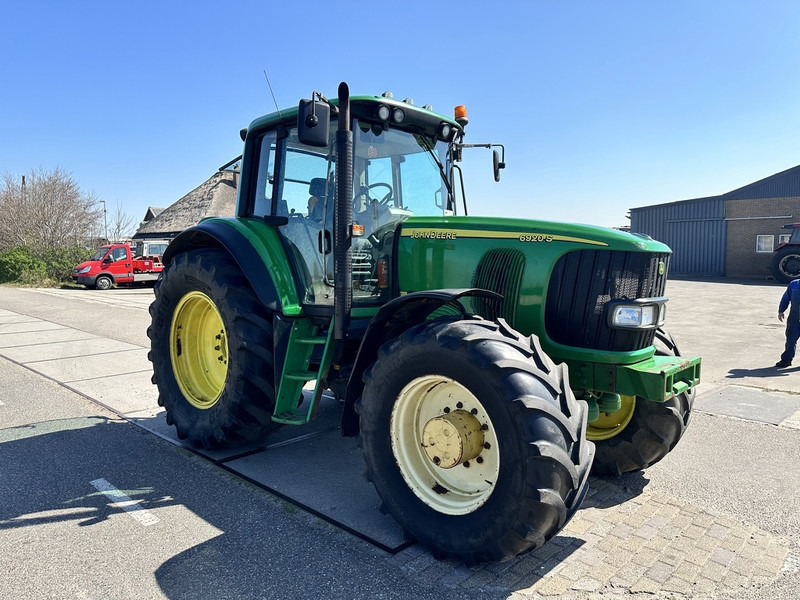 John Deere 6920 - Trattore: foto 4 John Deere 6920 - Trattore: foto 4