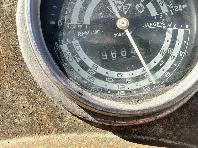 Massey Ferguson 165 - Trattore: foto 5 Massey Ferguson 165 - Trattore: foto 5