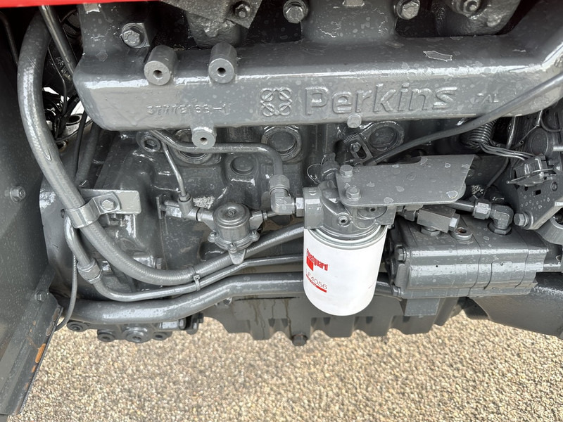 Massey Ferguson 375 - Trattore: foto 5 Massey Ferguson 375 - Trattore: foto 5