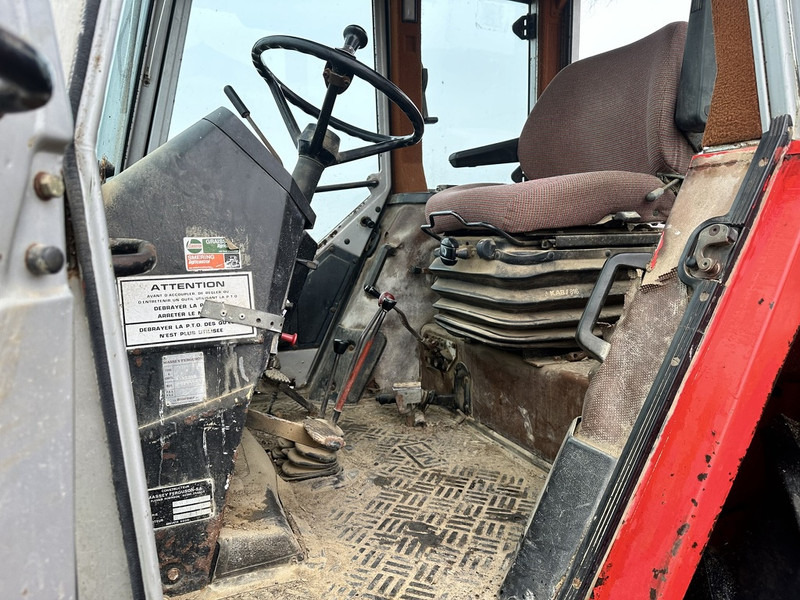 Massey Ferguson 698 - Trattore: foto 4 Massey Ferguson 698 - Trattore: foto 4