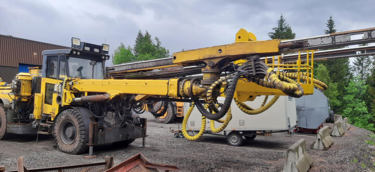 Atlas Copco E2C-C30 - Perforatrice direzionale: foto 1 Atlas Copco E2C-C30 - Perforatrice direzionale: foto 1