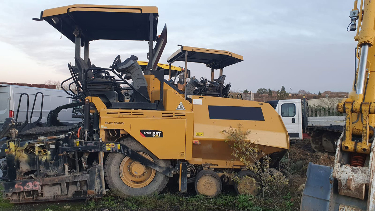 Caterpillar AP500 - Finitrice: foto 1 Caterpillar AP500 - Finitrice: foto 1