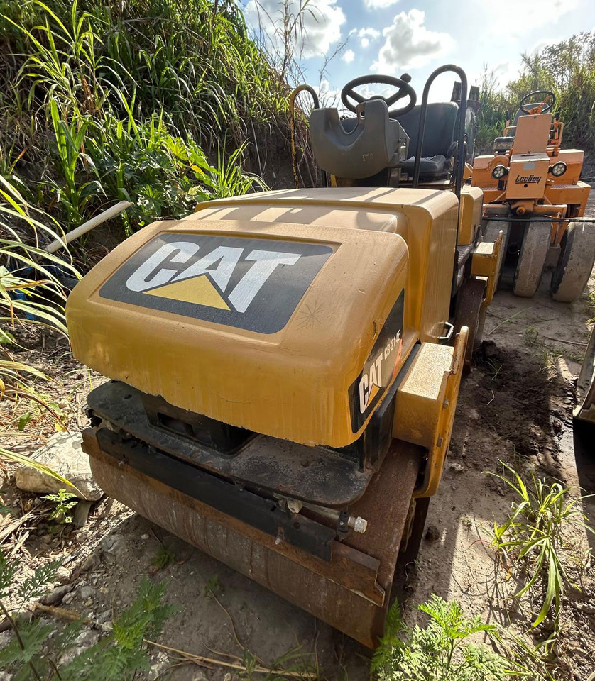 Caterpillar CB-214E - Rullo: foto 5 Caterpillar CB-214E - Rullo: foto 5