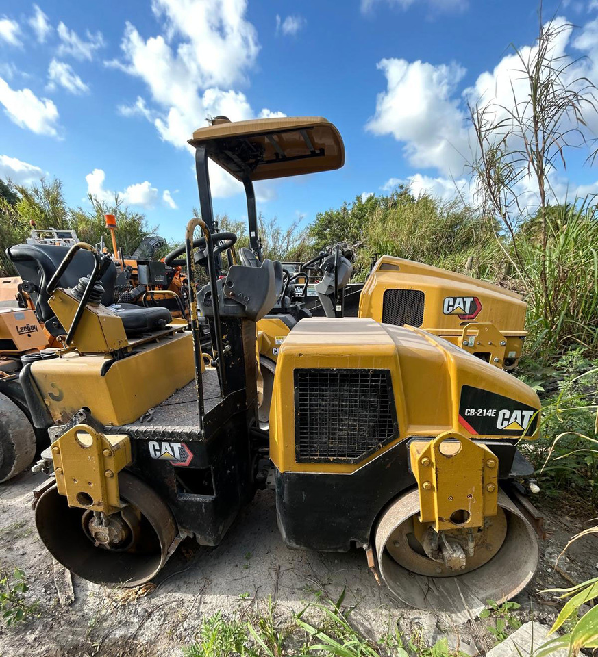 Caterpillar CB-214E - Rullo: foto 2 Caterpillar CB-214E - Rullo: foto 2