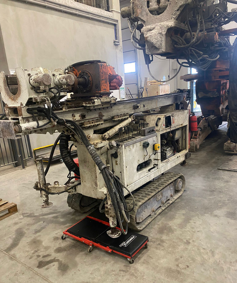 Comacchio GEO 205 - Perforatrice: foto 1 Comacchio GEO 205 - Perforatrice: foto 1