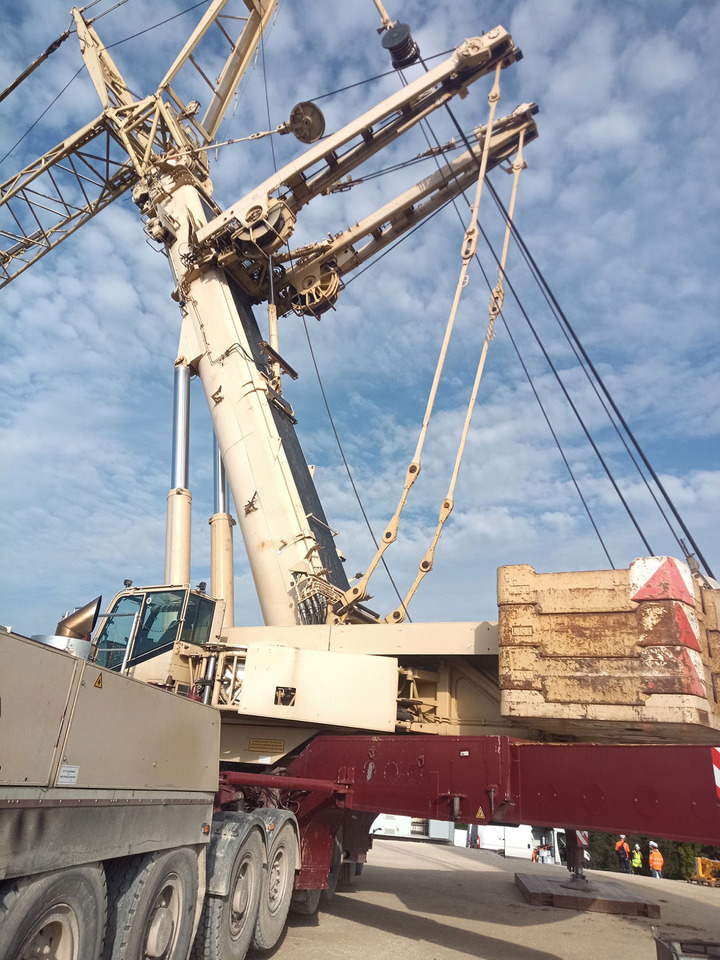 Demag AC 700 - Autogru: foto 5 Demag AC 700 - Autogru: foto 5
