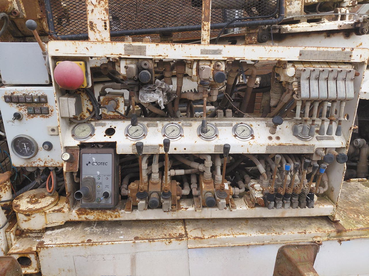 Geotec TB350 - Perforatrice: foto 4 Geotec TB350 - Perforatrice: foto 4