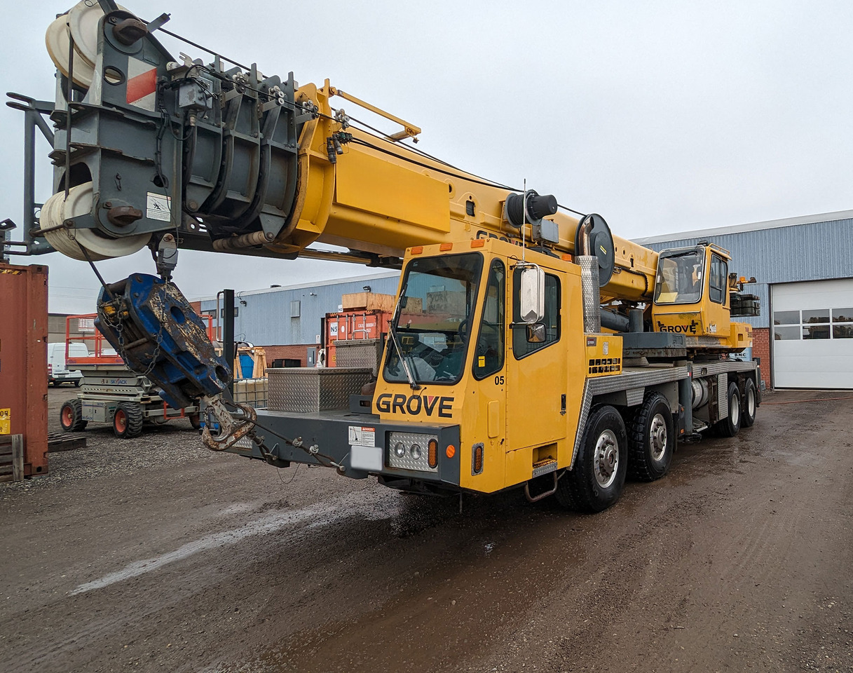Grove TMS900E - Autogru: foto 1 Grove TMS900E - Autogru: foto 1