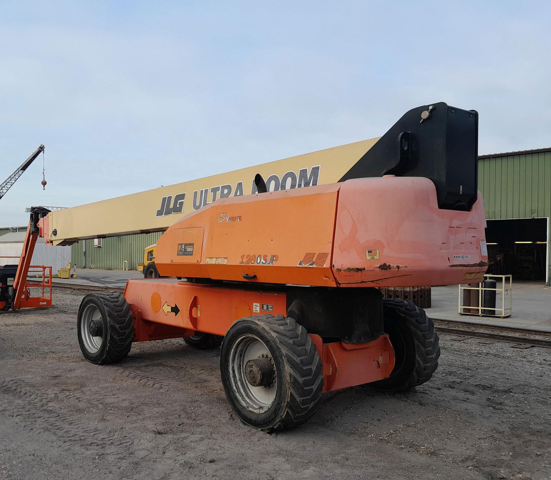 JLG 1200SJP - Pala gommata telescopica: foto 4 JLG 1200SJP - Pala gommata telescopica: foto 4