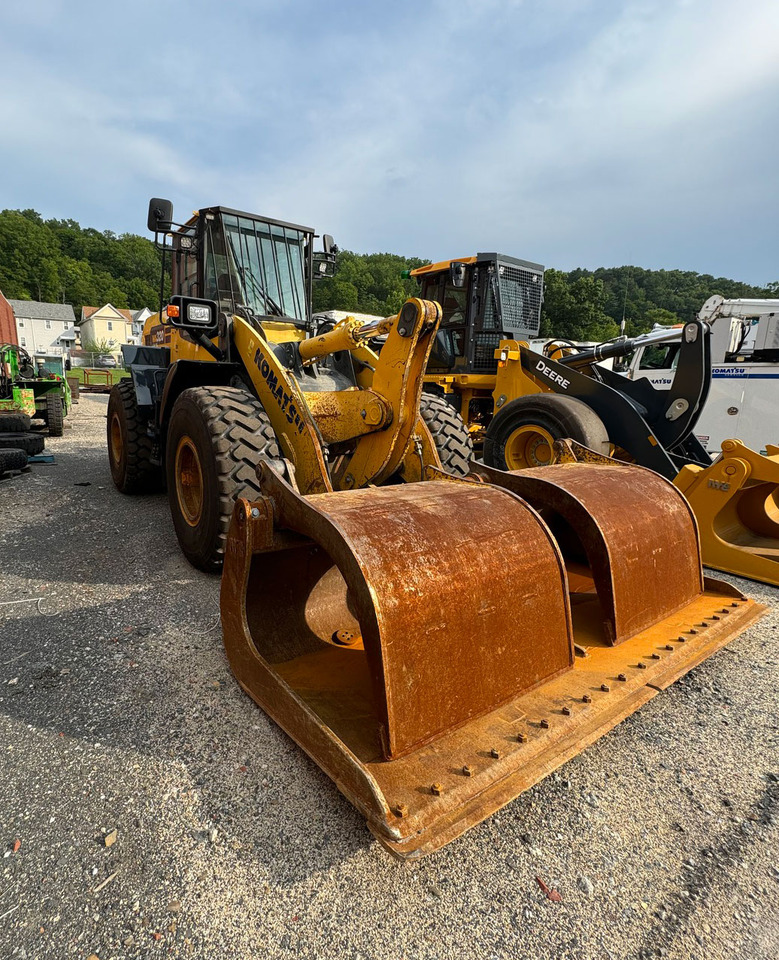 Komatsu WA320-8 - Pala gommata: foto 3 Komatsu WA320-8 - Pala gommata: foto 3