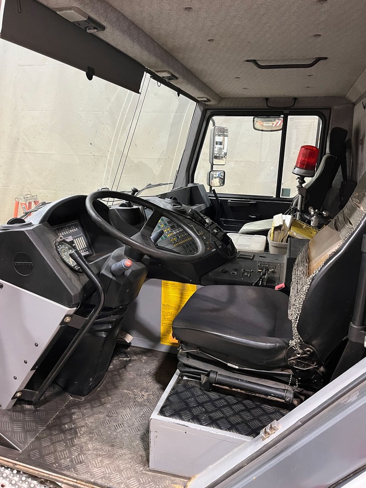 Autogru Liebherr LTM 1300-6.1: foto 7 Autogru Liebherr LTM 1300-6.1: foto 7