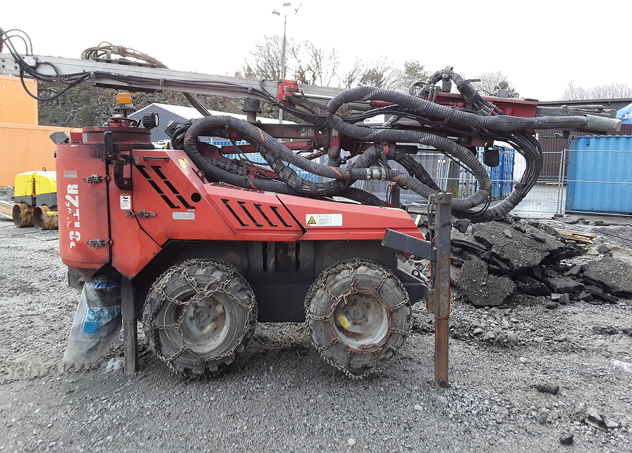 Sandvik Commando DC122 R - Perforatrice: foto 1 Sandvik Commando DC122 R - Perforatrice: foto 1