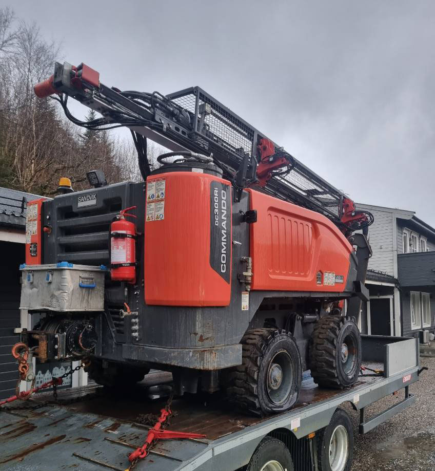 Sandvik Commando DC300Ri - Perforatrice: foto 4 Sandvik Commando DC300Ri - Perforatrice: foto 4