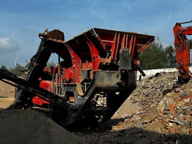 Terex Finlay I-120RS - Frantoio a urto: foto 4 Terex Finlay I-120RS - Frantoio a urto: foto 4