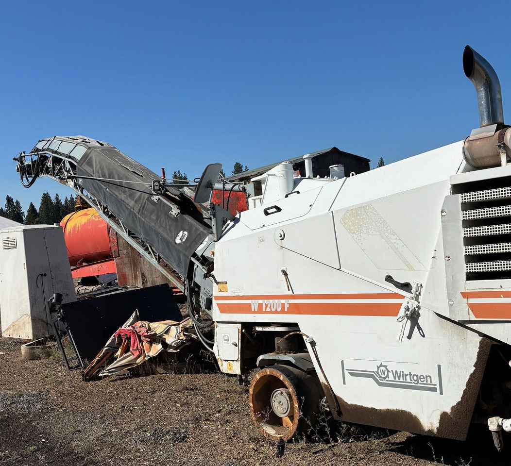 Wirtgen W 1200 F - Fresa a freddo: foto 3 Wirtgen W 1200 F - Fresa a freddo: foto 3