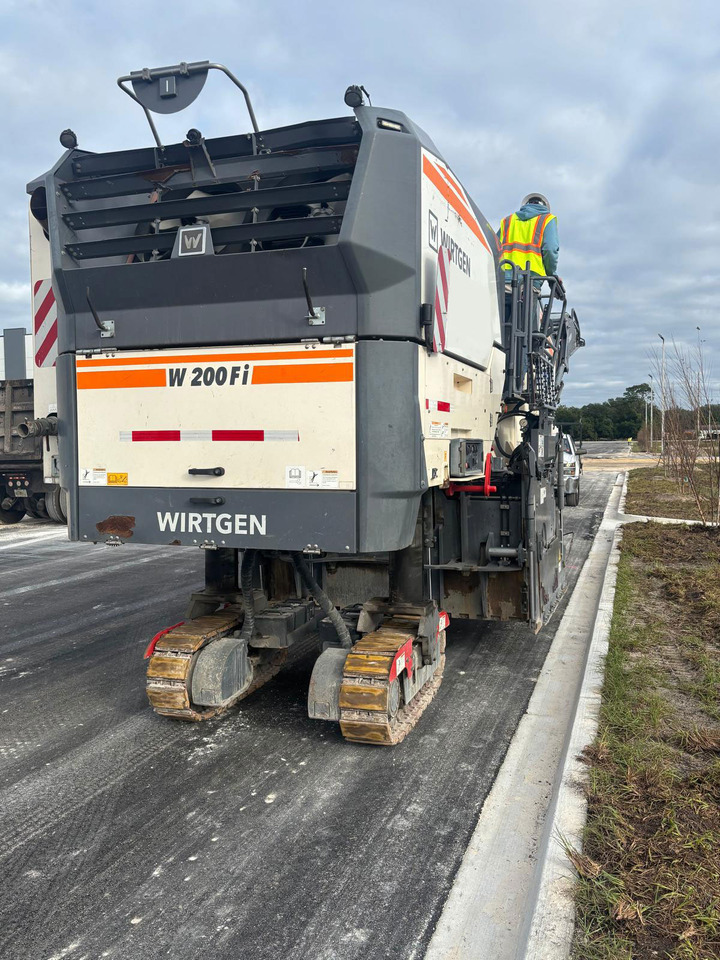 Wirtgen W 200 Fi - Fresa a freddo: foto 4 Wirtgen W 200 Fi - Fresa a freddo: foto 4