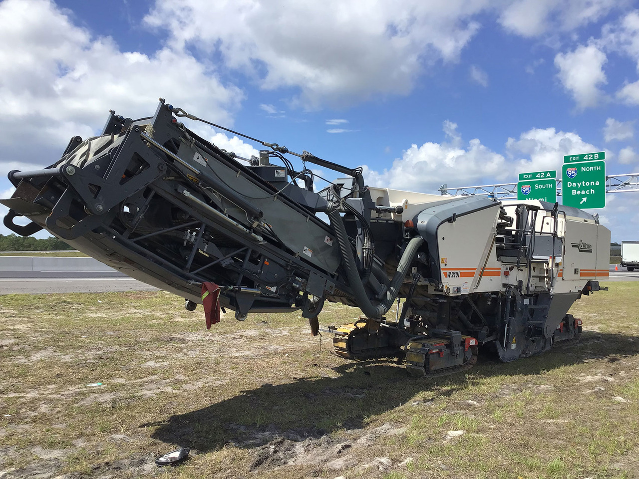Wirtgen W 210 i - Fresa a freddo: foto 3 Wirtgen W 210 i - Fresa a freddo: foto 3