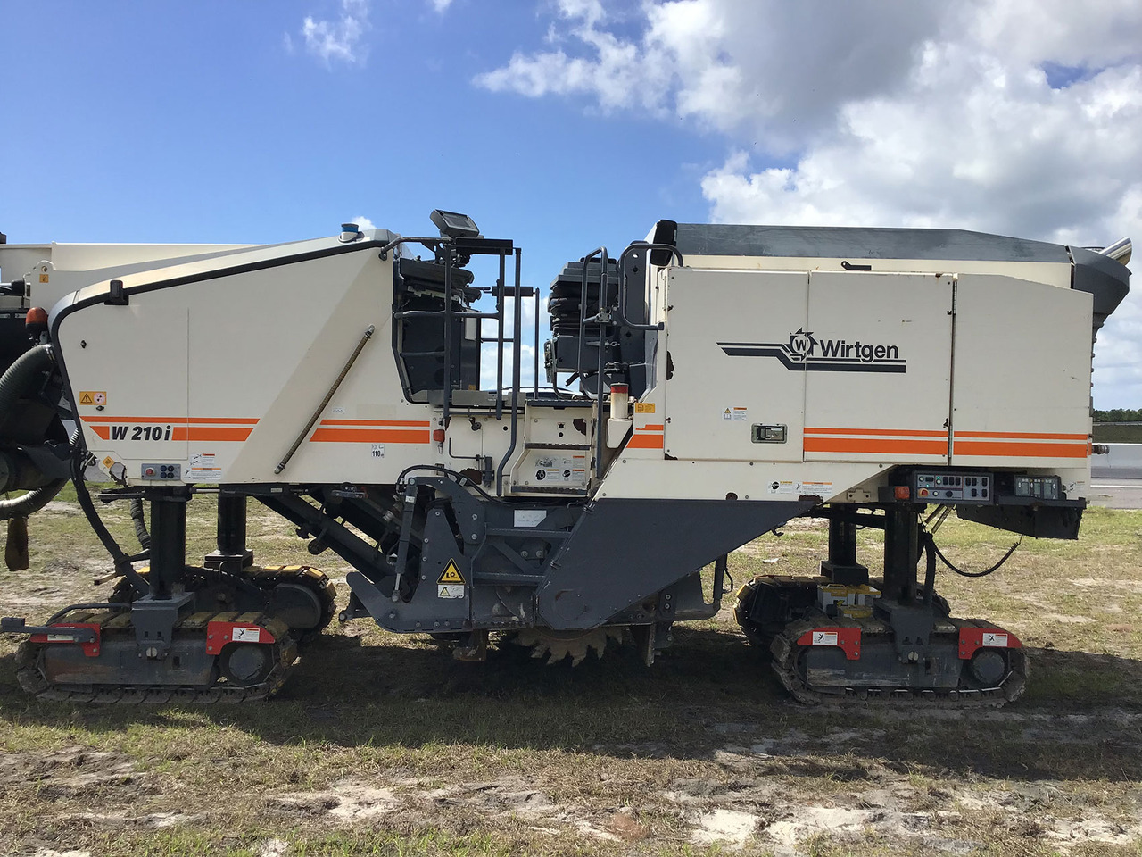 Wirtgen W 210 i - Fresa a freddo: foto 2 Wirtgen W 210 i - Fresa a freddo: foto 2