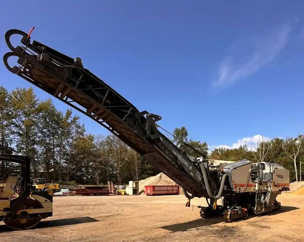 Wirtgen W 210 i - Fresa a freddo: foto 5 Wirtgen W 210 i - Fresa a freddo: foto 5