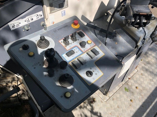 Wirtgen W 220 I - Fresa a freddo: foto 5 Wirtgen W 220 I - Fresa a freddo: foto 5