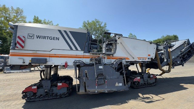 Wirtgen W 220 I - Fresa a freddo: foto 1 Wirtgen W 220 I - Fresa a freddo: foto 1