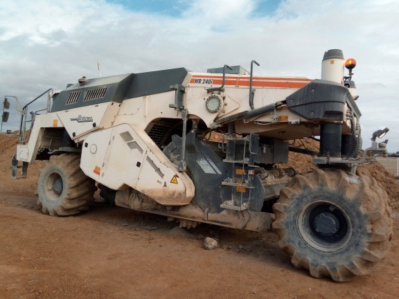 Wirtgen WR 240 I - Stabilizzatrice da terreno: foto 2 Wirtgen WR 240 I - Stabilizzatrice da terreno: foto 2