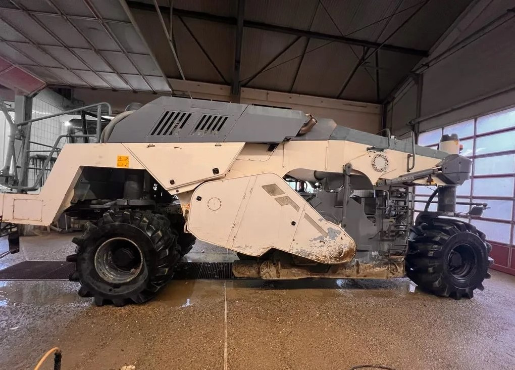 Wirtgen WR 240 I - Stabilizzatrice da terreno: foto 1 Wirtgen WR 240 I - Stabilizzatrice da terreno: foto 1