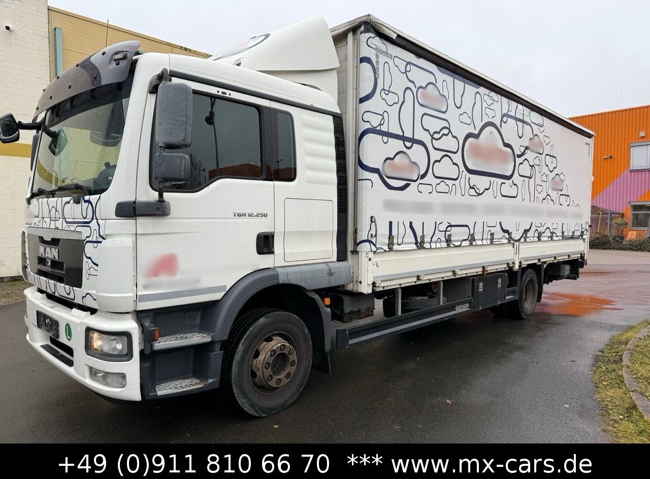 MAN TGM 12.250 Pritsche Plane LBW Schlafkabine Autom - Camion centinato: foto 1 MAN TGM 12.250 Pritsche Plane LBW Schlafkabine Autom - Camion centinato: foto 1