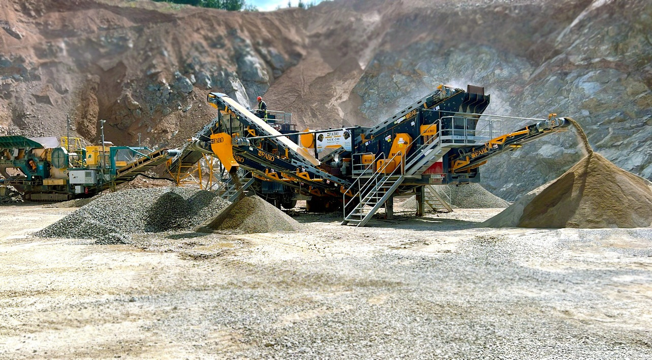 FABO Mobile crusher - Frantoio mobile: foto 1 FABO Mobile crusher - Frantoio mobile: foto 1