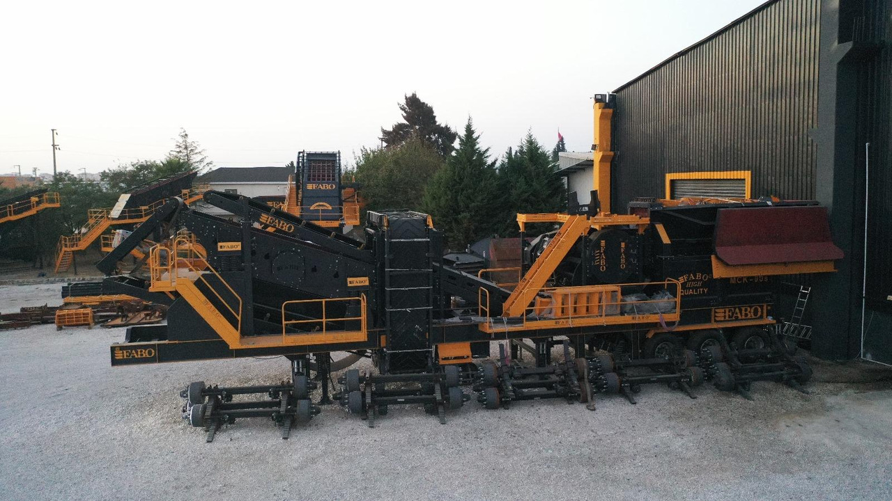 FABO Mobile crusher - Frantoio mobile: foto 2 FABO Mobile crusher - Frantoio mobile: foto 2