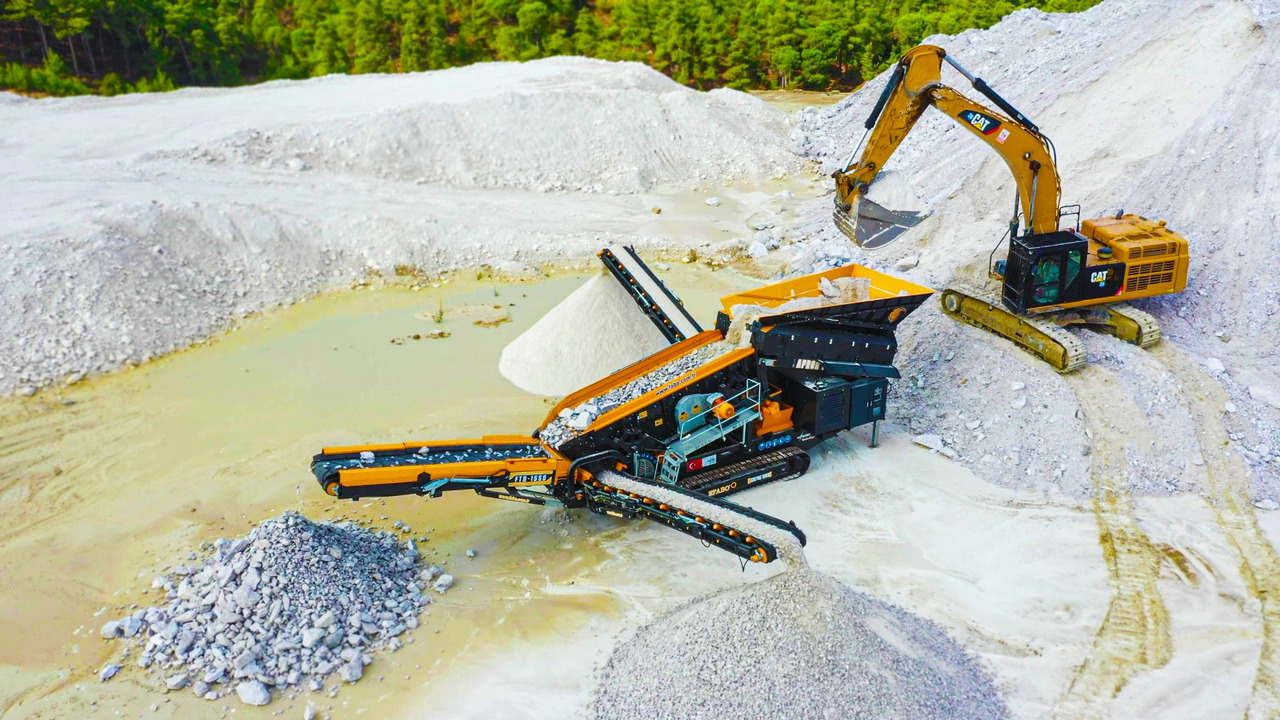 FABO Mobile crusher - Frantoio mobile: foto 1 FABO Mobile crusher - Frantoio mobile: foto 1