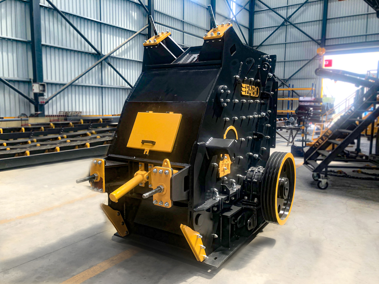 FABO impact crusher - Frantoio a urto: foto 2 FABO impact crusher - Frantoio a urto: foto 2