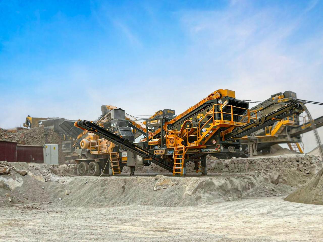 FABO mobile impact crusher - Frantoio a urto: foto 1 FABO mobile impact crusher - Frantoio a urto: foto 1