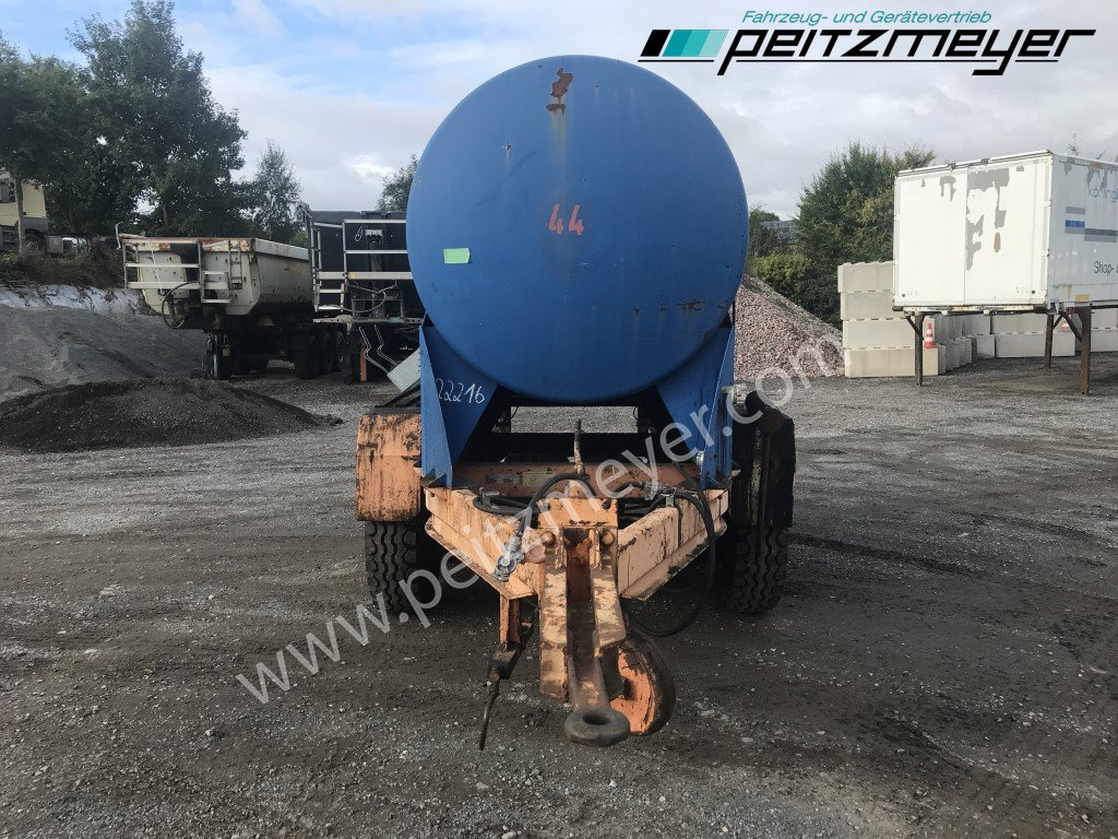 BATHE TANDEMANHÄNGER Bitum / Teerkocher 3,5 m³ Hatz Diesel-Motor 1 B 40 - Spruzzatrice di emulsione bituminosa: foto 5 BATHE TANDEMANHÄNGER Bitum / Teerkocher 3,5 m³ Hatz Diesel-Motor 1 B 40 - Spruzzatrice di emulsione bituminosa: foto 5