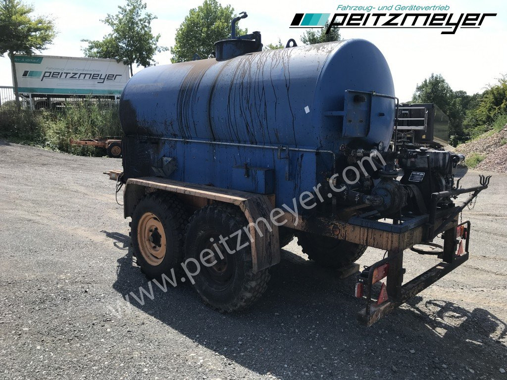 BATHE TANDEMANHÄNGER Bitum / Teerkocher 3,5 m³ Hatz Diesel-Motor 1 B 40 - Spruzzatrice di emulsione bituminosa: foto 2 BATHE TANDEMANHÄNGER Bitum / Teerkocher 3,5 m³ Hatz Diesel-Motor 1 B 40 - Spruzzatrice di emulsione bituminosa: foto 2