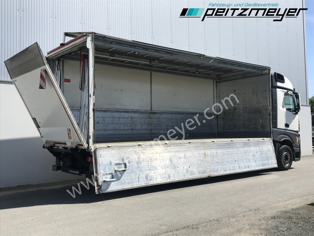 MERCEDES-BENZ Actros 2545 LL Böse Schwenkwand + 2,5 t. LBW BÄR - Autocarro trasporto di bevande: foto 4 MERCEDES-BENZ Actros 2545 LL Böse Schwenkwand + 2,5 t. LBW BÄR - Autocarro trasporto di bevande: foto 4