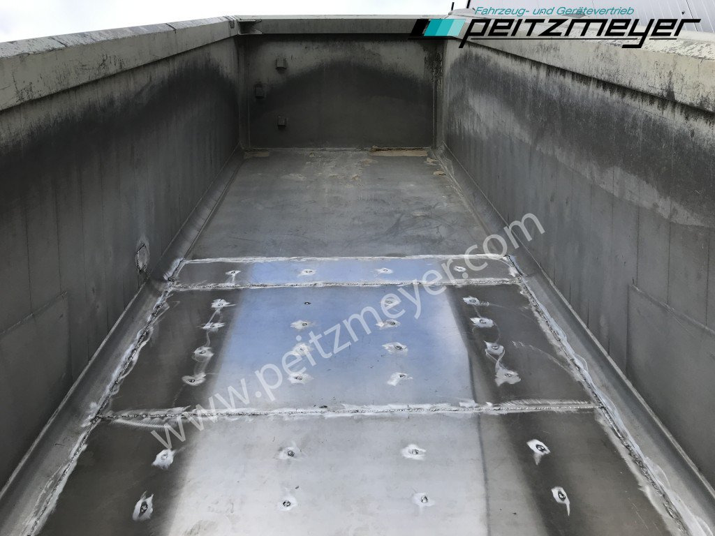 Semirimorchio ribaltabile SCHMITZ 3 Achs Kippauflieger SKI24SL7.2 Verschleißboden 5mm neu Alu - Stahl, ca. 26 m³, Getreideschieber: foto 19