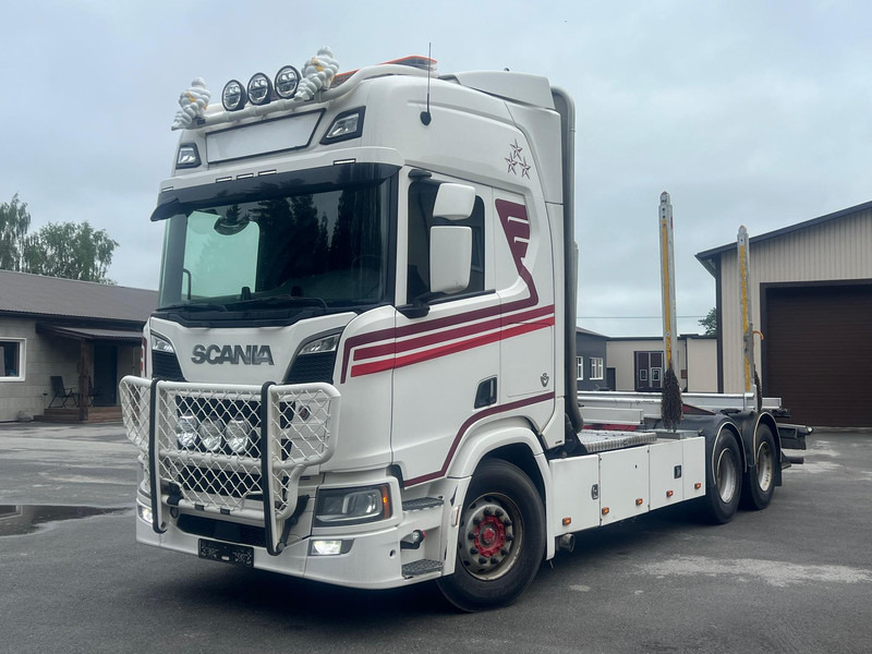 Scania R730 B6X4NB - Camion trasporto legname, Camion con gru: foto 1 Scania R730 B6X4NB - Camion trasporto legname, Camion con gru: foto 1