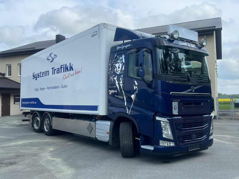 Volvo FH500 6X2*4 -OPEN SIDE -RETARDER -CARRIER SUPRA 1150 - Autocarro frigorifero: foto 4 Volvo FH500 6X2*4 -OPEN SIDE -RETARDER -CARRIER SUPRA 1150 - Autocarro frigorifero: foto 4